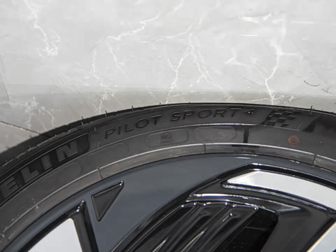 2025��  2.0T �������� 7��