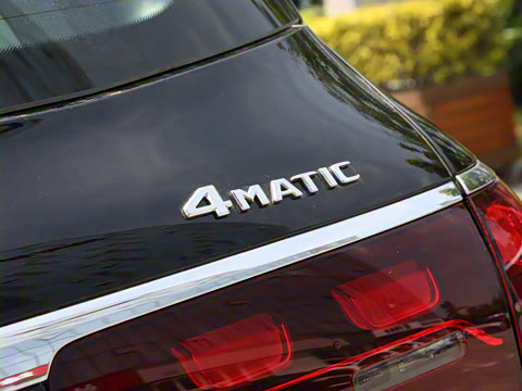 2025�� GLS 450 4MATIC ʱ����