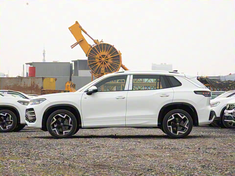 2025�� ̽��L 330TSI ������ӢCity��