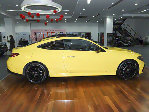 2025�� CLE 260 ���ܳ�