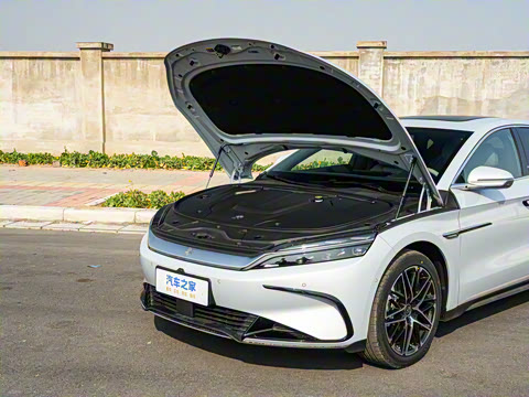 2025�� EV �Ǽݰ� 605KM������