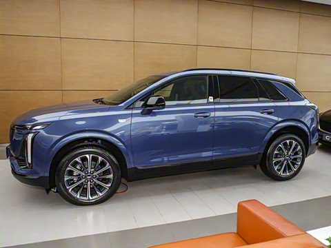 2025�� 2.0T �����