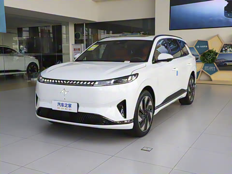 2025�� 210Ultra���Ȱ� 6��