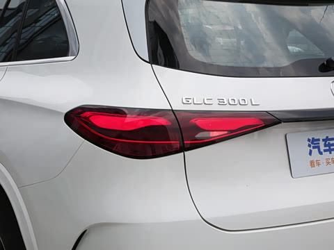 2024�� �Ŀ� GLC 300 L 4MATIC ������ 7��