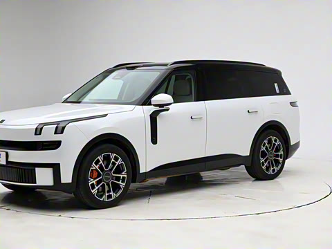 2025�� 2.0T Ultra