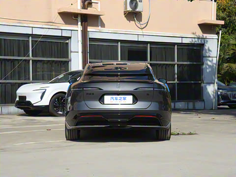 2025�� Pro�����