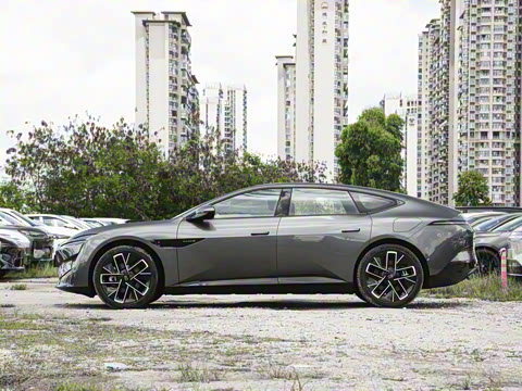 2025�� �Ŀ� Ultra���̰�