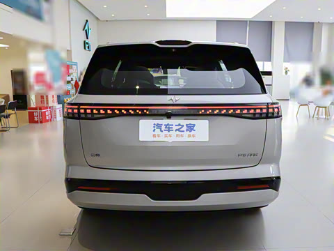 2025�� 636Ultra����� 6��