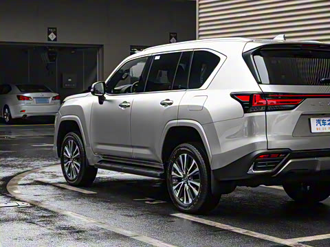 2025�� 700h ��;��