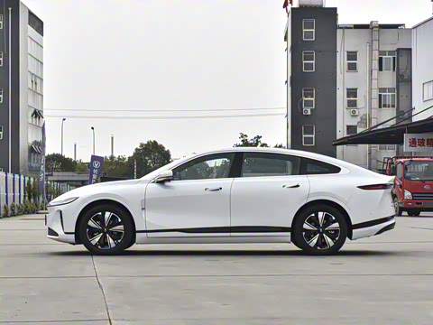 2025�� ��������� 525������