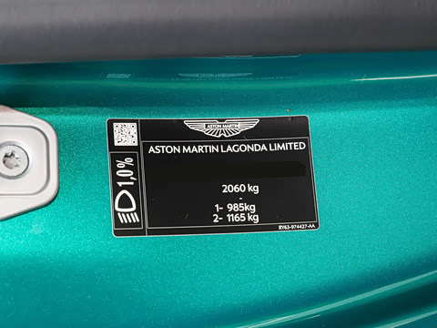 2024�� 4.0T V8 Coupe