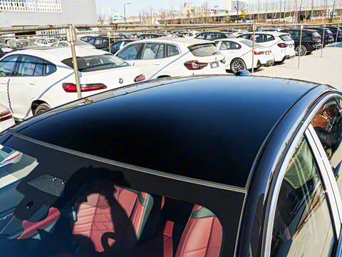 2025�� 530Li ������ M�˶���װ