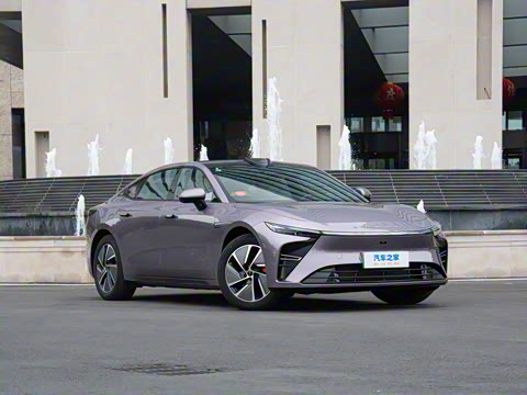 2025�� ���� Ultra �����콢