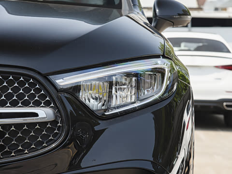 2025�� �Ŀ� GLC 300 L 4MATIC ������ 7��