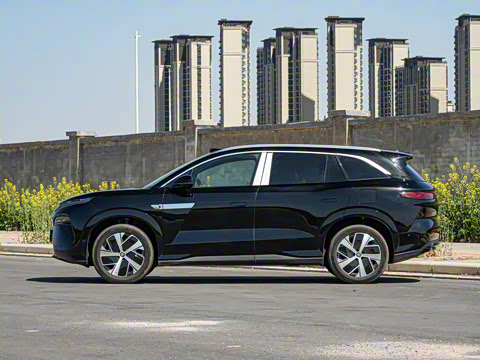 2025�� EV 670KM�����״�������