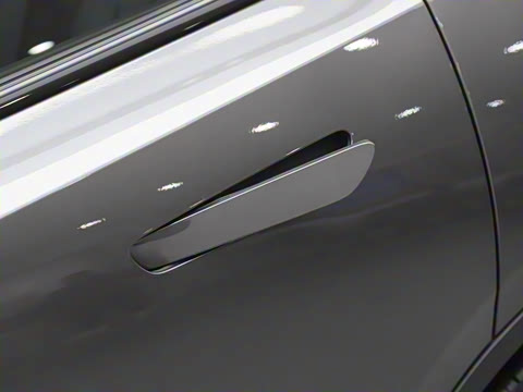 2025�� 300Ultra  �����Ǽ�AD PRO���̰�