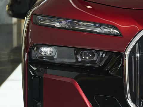 2023�� 740Li ������ M�˶���װ