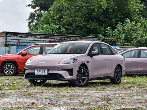 2025�� 650 ������