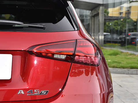 2024�� AMG A 45 S 4MATIC+