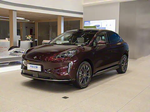 2025�� 825 Max��