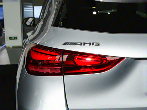 2024�� AMG GLA 35 4MATIC