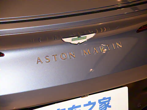 2025�� 4.0T V8 Coupe