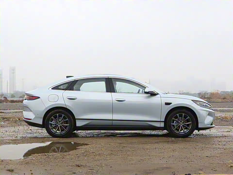 2025�� EV 470KM������