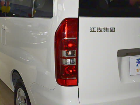 2023�� PLUS 1.8L 7/8�����˰�CNG