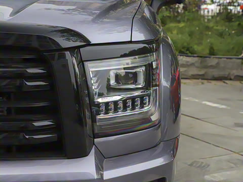 2025�� 2.0T�Զ�������Ӣ�� ����