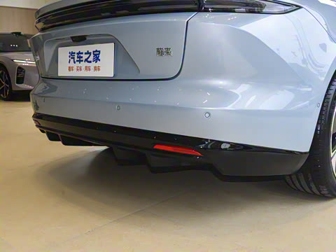 2025�� 75kWh Touring