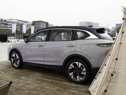 2025�� 210km ������