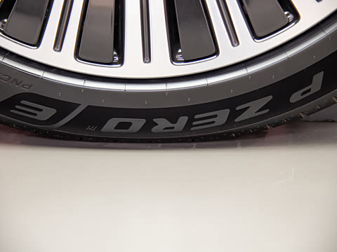 2025�� ���� Ultra�� 53.4kWh 6����