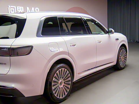 2025�� ���� Ultra�� 53.4kWh 6����