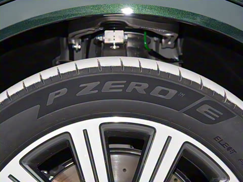 2025�� ���� Ultra�� 53.4kWh 5����