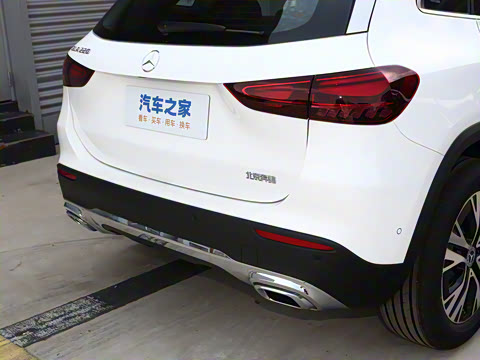 2025�� �Ŀ� GLA 220