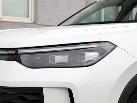 2025�� ̽��L 330TSI ������Ӣ