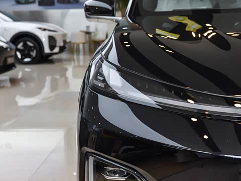 2025�� ����Ultra