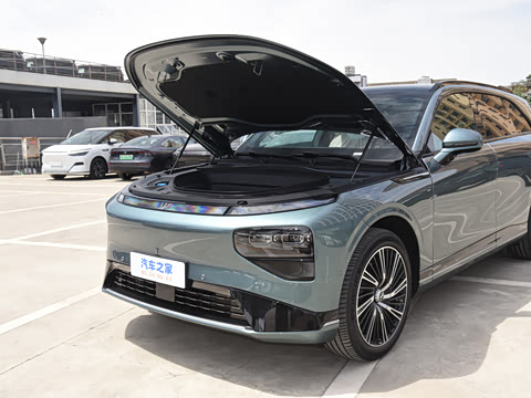 2025�� 680 ������������ Max