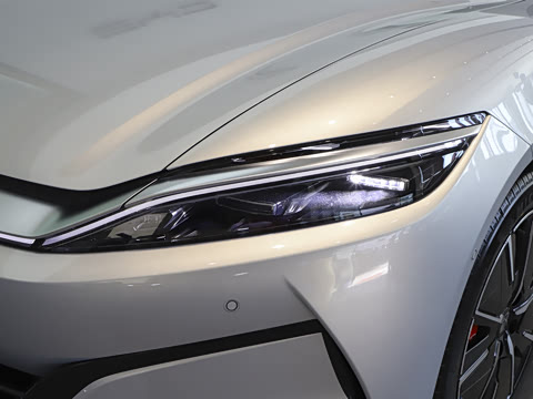 2025�� EV 701KM�����״��콢��