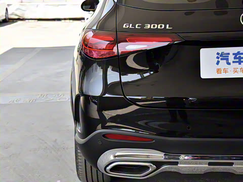 2024�� GLC 300 L 4MATIC ������ 7��