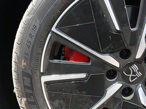 2025�� EV 701KM�����״��콢��