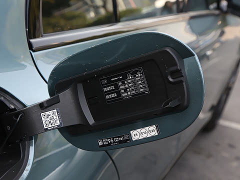 2025�� E 300 �������˶���