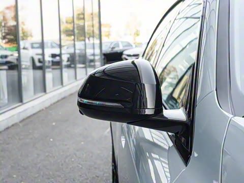 2025�� 225L M�˶���ҹ��װ