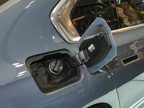 2023�� 740Li ������ ������װ