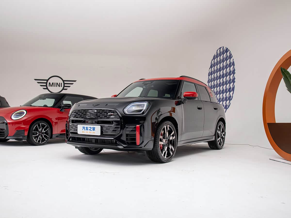 Mini JCW COUNTRYMAN