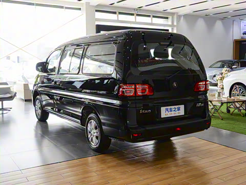 2025�� M5 1.6L ���������� 9��