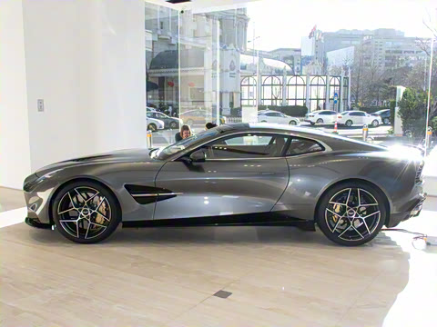 2025�� ������