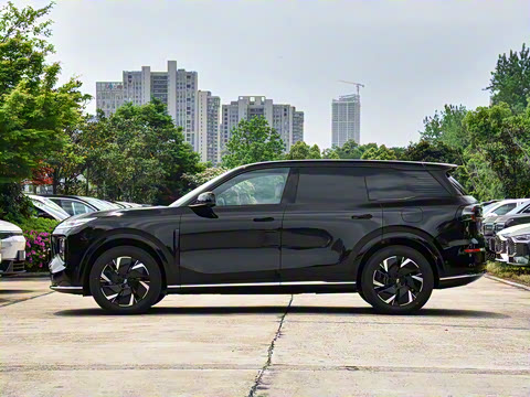 2025�� 215�����