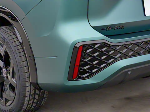 2025�� ̽��L 330TSI ������ӢCity��