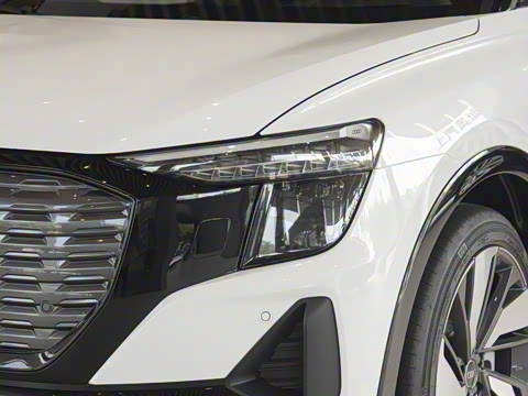 2024�� 50 e-tron quattro ��ҫ�� ������װ